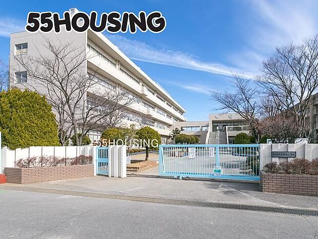 春日部市立藤塚小学校 徒歩3分。 281m