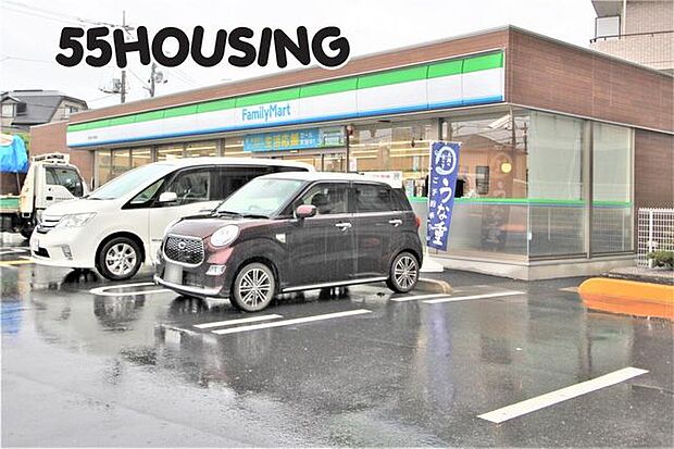 ファミリーマート春日部上蛭田店 徒歩3分。 200m