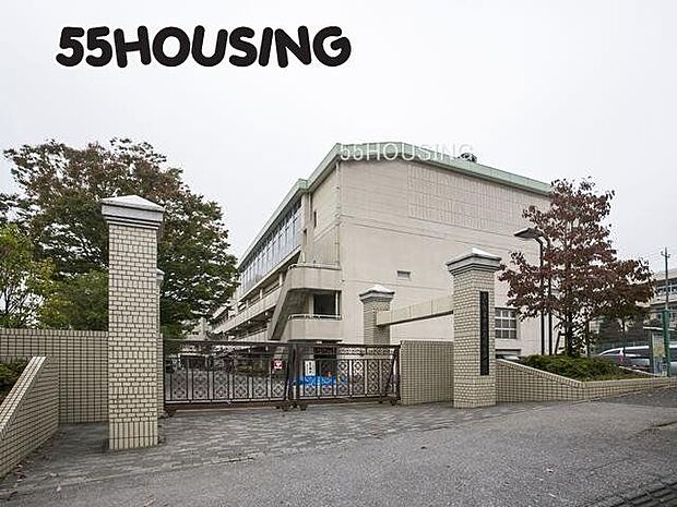 さいたま市立尾間木中学校 徒歩14分。 1100m