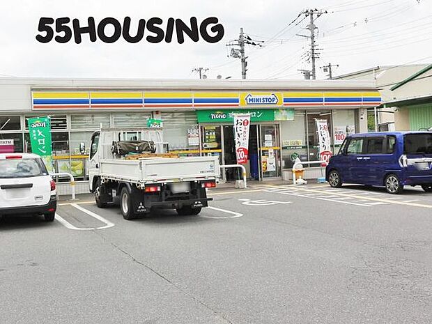 ミニストップ戸田笹目4丁目店 徒歩5分。 370m