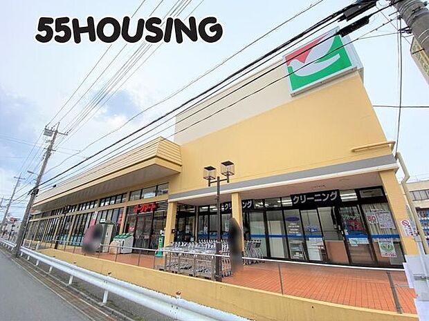 ヨークマート桶川店 徒歩12分。 940m