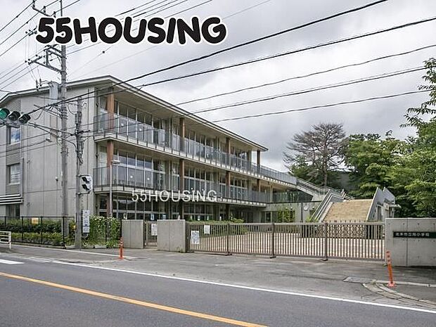 北本市立南小学校 徒歩13分。 999m