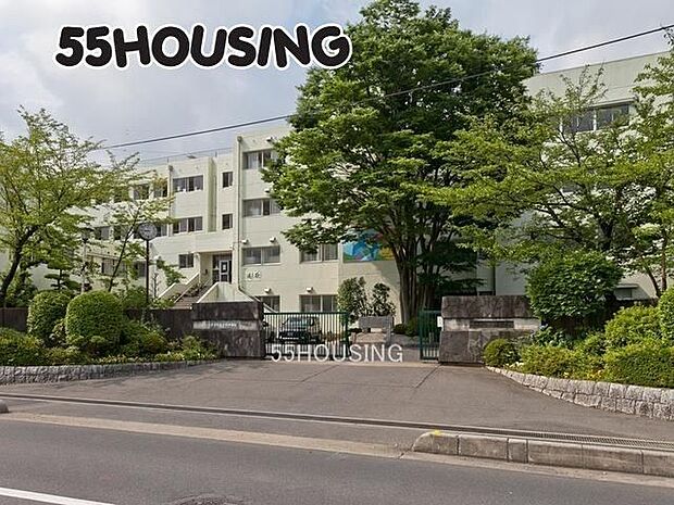 伊奈町立小針中学校 徒歩21分。 1500m