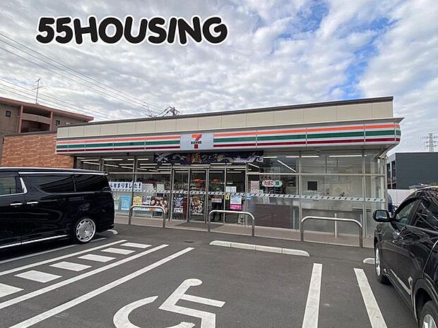 セブンイレブン伊奈羽貫駅前店 徒歩6分。 450m