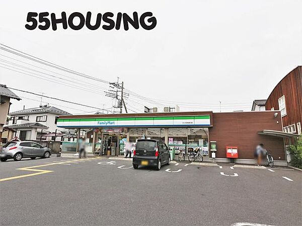 ファミリーマートさいたま佐知川店 徒歩2分。 150m