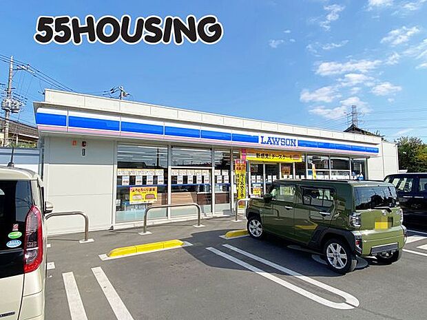 ローソンさいたま岩槻府内四丁目店 徒歩5分。 380m