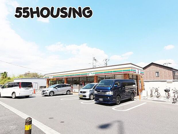 セブンイレブンさいたま町谷1丁目店 徒歩4分。 290m