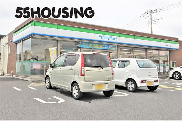 ファミリーマート岩槻東町一丁目店 徒歩7分。 530m