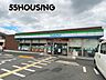 周辺：ファミリーマート春日部粕壁店 徒歩4分。 263m