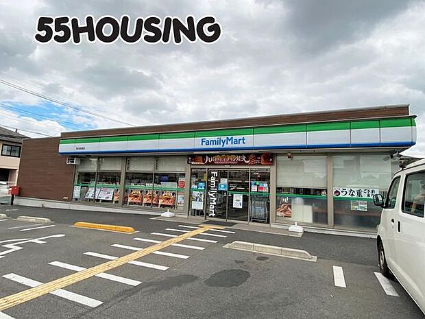 ファミリーマート春日部粕壁店 徒歩4分。 263m