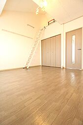 フォンティーヌ 201 2階1Kのリビング/ダイニング