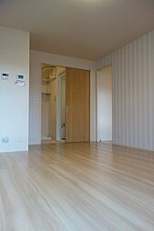 トロイス　フィル 1階1LDKのリビング/ダイニング