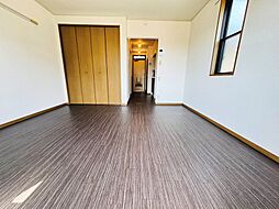 ロイヤルパーク蔵上 102 1階1Kのリビング/ダイニング