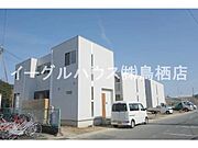 肥前麓駅より徒歩1分 築8年10ヶ月の賃貸物件