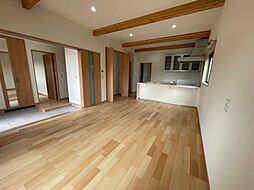 パークハウス 1 1階3LDKのリビング/ダイニング