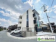 基山駅より徒歩13分 築2年8ヶ月 3階建の賃貸物件