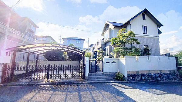 外観：327001650896