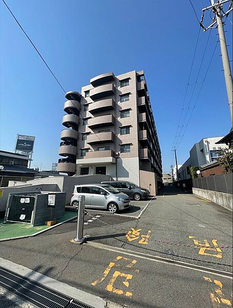 外観：327002167306