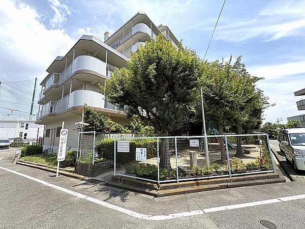 外観＆道路