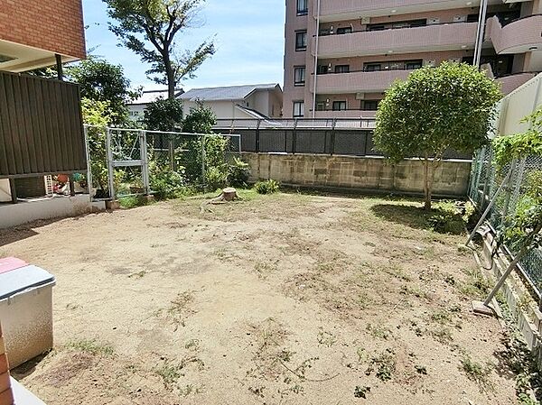 専用庭：85.81m2（使用料1000円／月）