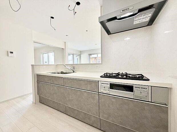 ■家族の絆を深める、温もりのあるキッチン