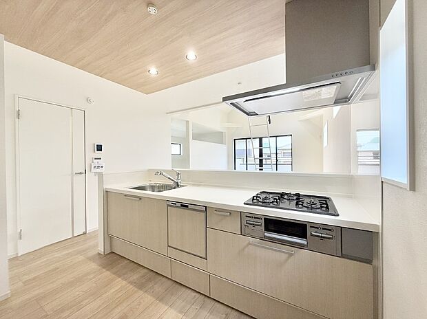 ■料理がもっと楽しくなる、快適なキッチン空間