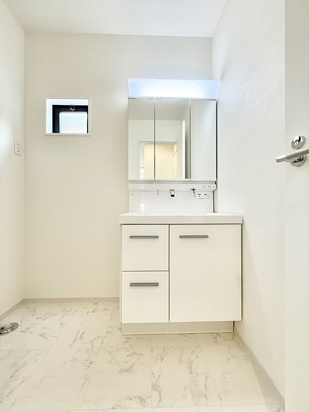 ■朝の準備がスムーズにできる広さです