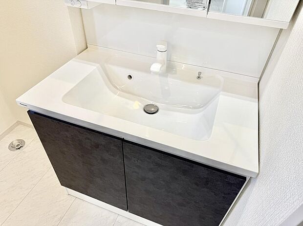 ■手洗いや顔を洗う時も快適に使える便利なシャワー