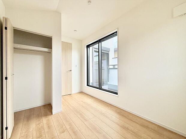 ■落ち着いた雰囲気のお部屋で心が安らぐ空間