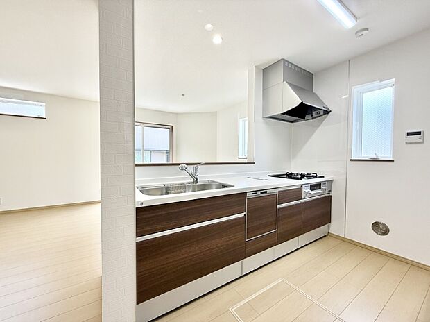 ■シンプルで機能的、毎日使いやすいキッチン