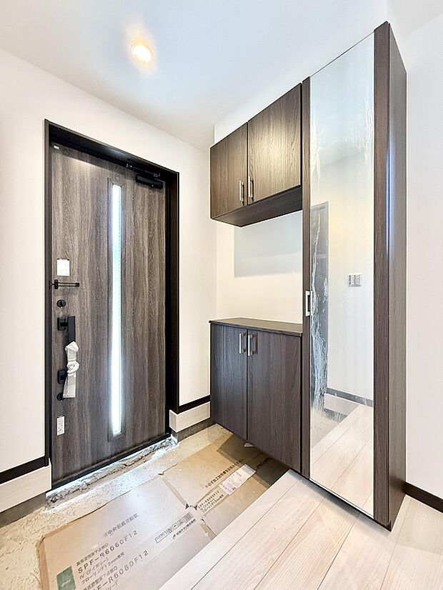 ■玄関はお家の顔！おしゃれな玄関でお客様をお迎え！