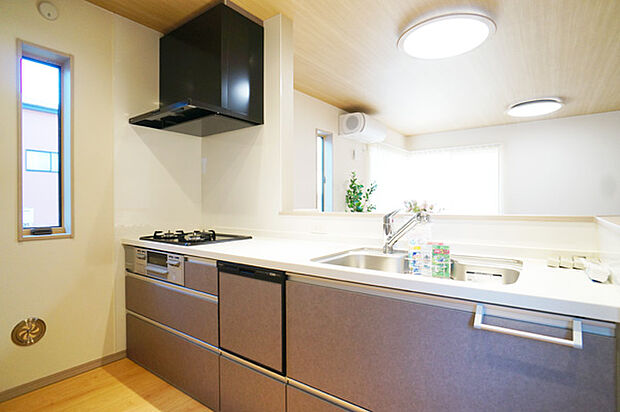 ■使いやすさとデザインが融合した、快適なキッチン
