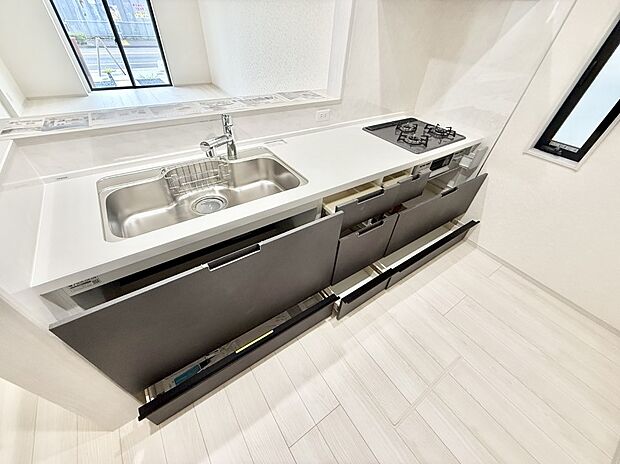 ■料理がもっと楽しくなる、快適なキッチン空間