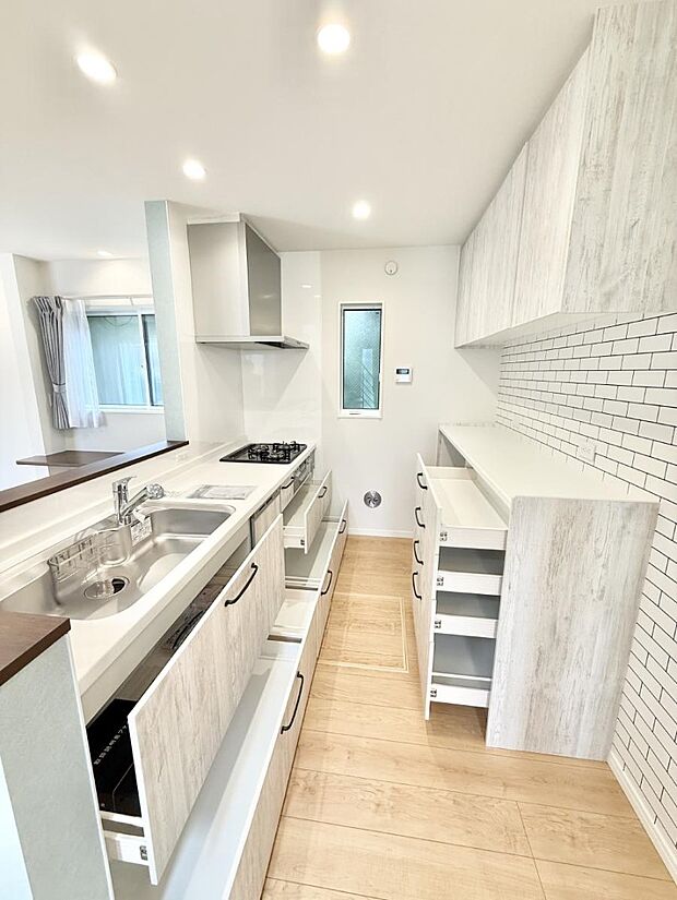 ■おしゃれで実用的、心ときめくキッチンデザイン