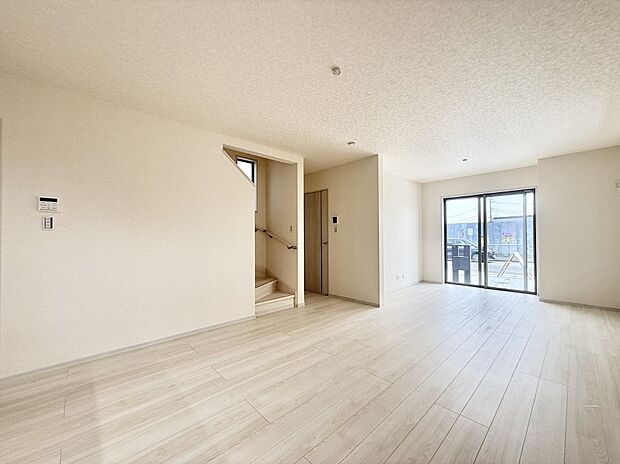 ■心落ち着く場所、ゆったり過ごせるリビング