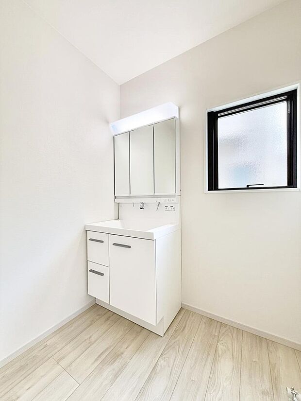 ■朝の準備がスムーズにできる広さです