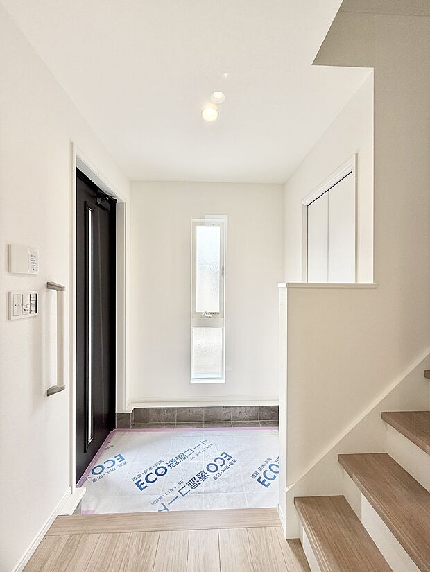 ■ シンプルで美しく、快適な暮らしの入り口