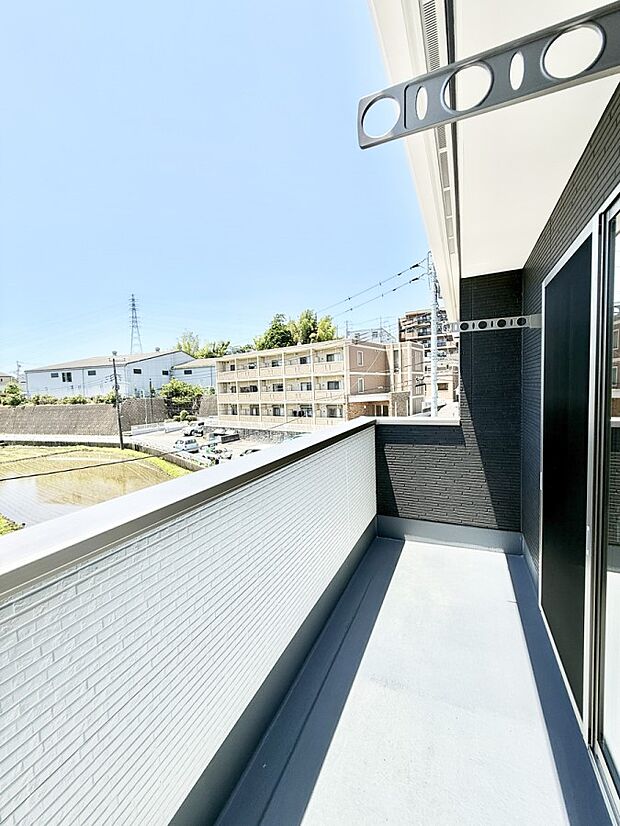 ■ 季節の移ろいを感じられる開放的な空間です