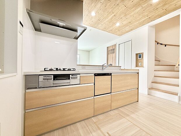 ■美味しい時間が生まれる、笑顔あふれるキッチン