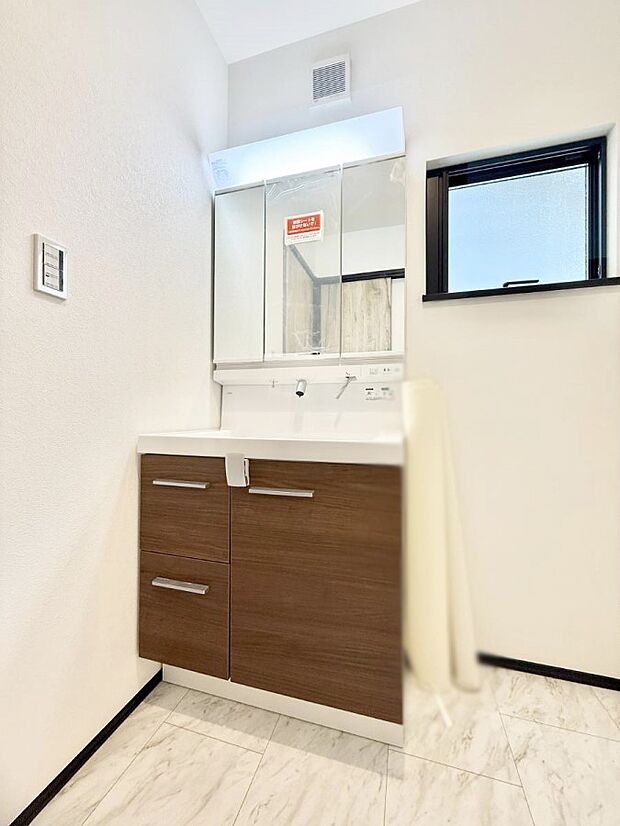 ■朝の準備がスムーズにできる広さです