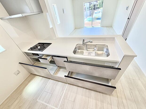 ■料理がもっと楽しくなる、快適なキッチン空間