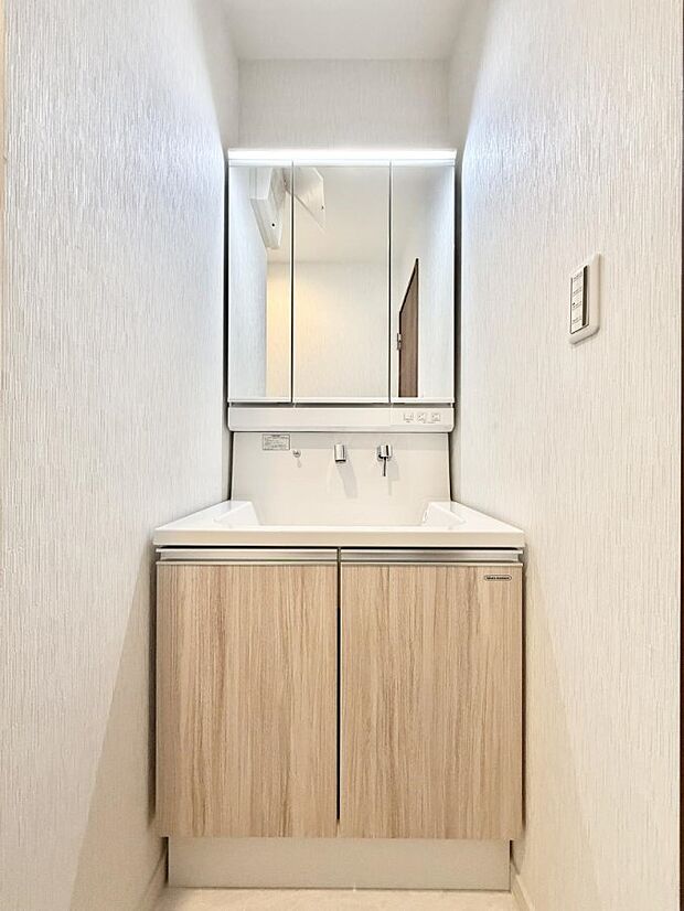A号棟 ■朝の準備がスムーズにできる広さです