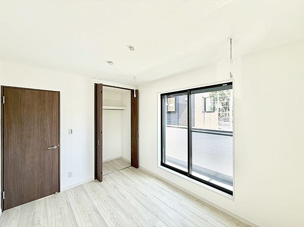 ■落ち着いた色合いのお部屋で穏やかな時間を楽しめます