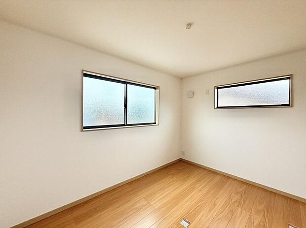 ■落ち着いた色合いのお部屋で穏やかな時間を楽しめます