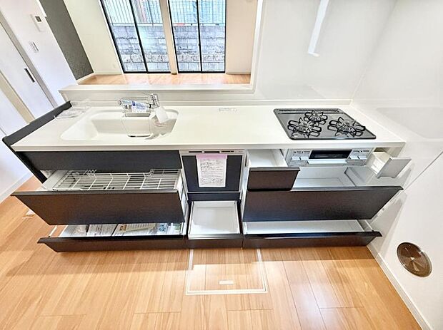 ■家族の絆を深める、温もりのあるキッチン