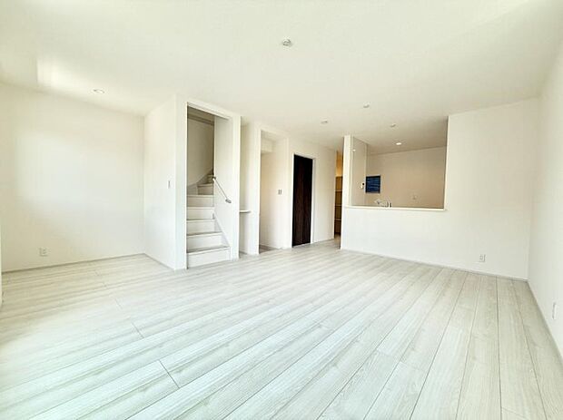 ■心落ち着く場所、ゆったり過ごせるリビング