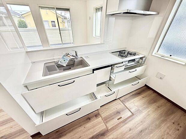 ■料理がもっと楽しくなる、快適なキッチン空間