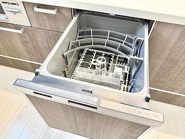 ■手間なく洗浄！食器をピカピカに仕上げてくれます