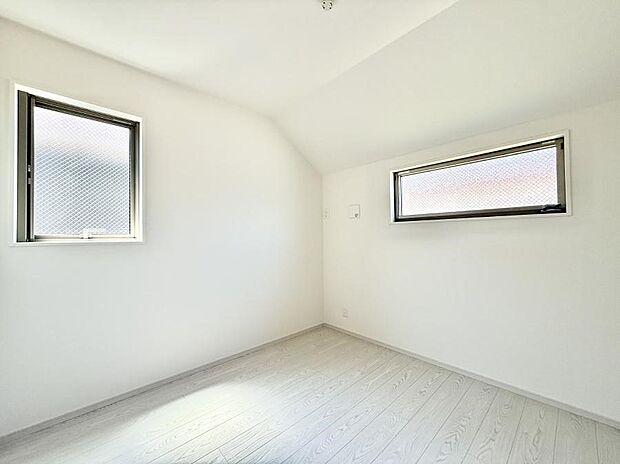 ■落ち着いた雰囲気のお部屋で心が安らぐ空間