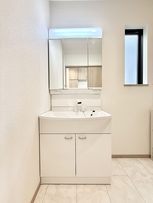 ■朝の準備がスムーズにできる広さです